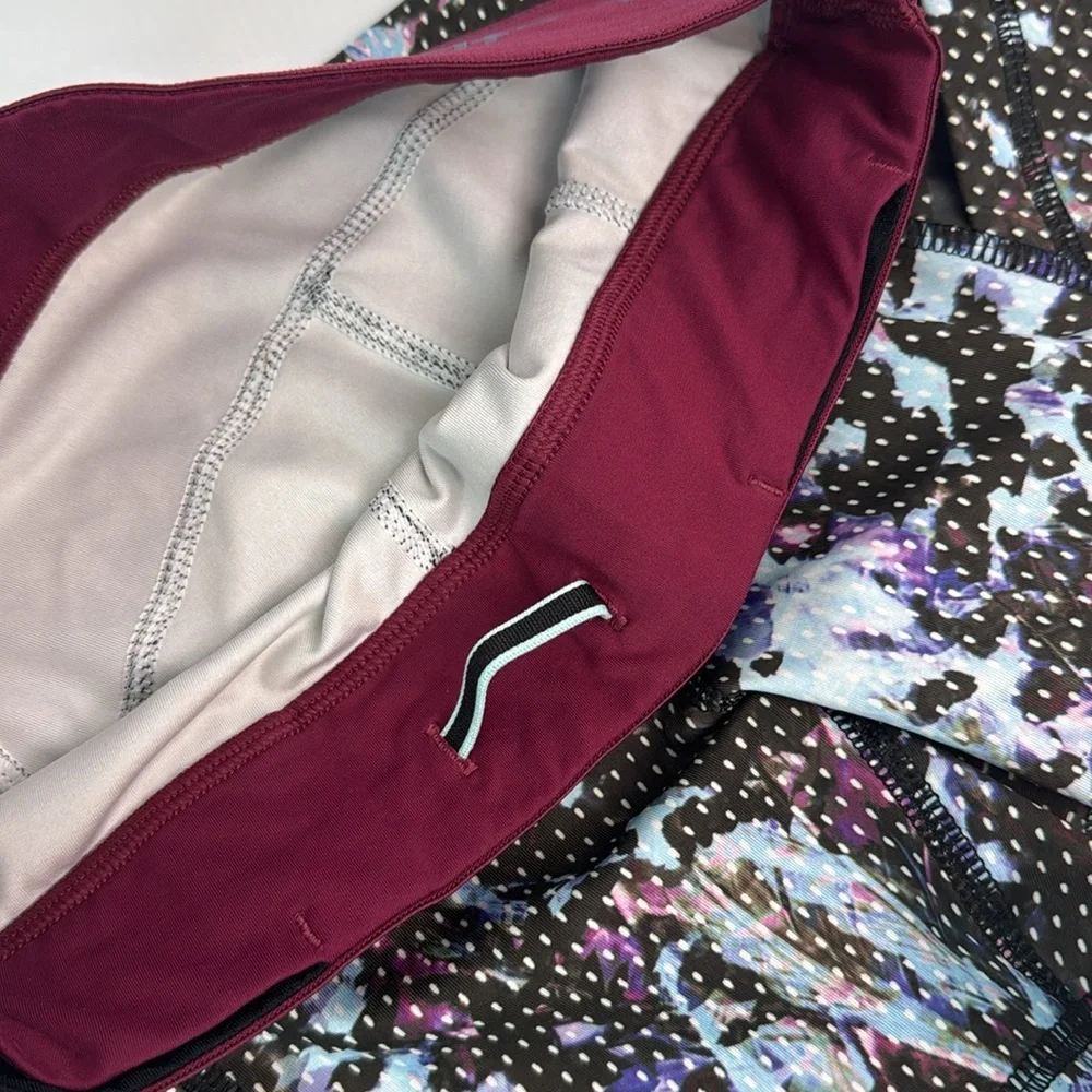 NWOT Lululemon What The Sport Short
Floral Sport Tranquil Multi / Dashing Purple - Picture 4 of 8
